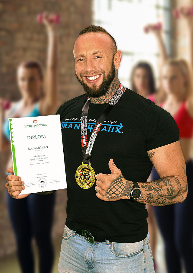 Coach Rocco Montana mit Diplom